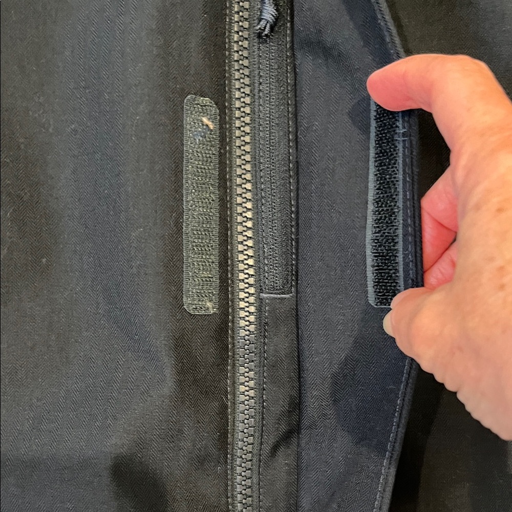 The North Face Insulated Men's Performance Jacket-Size XL/TG-Dark Navy Big/Tall - Picture 9 of 12
